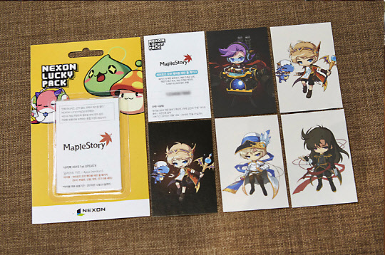 신세계아이앤씨는 부산 벡스코에서 개막한 '지스타2016' 내 넥슨 팝업스토어에서 자사가 유통, 판매하는 '너키팩'을 할인가에 판매한다고 밝혔다. 신세계아이앤씨 제공